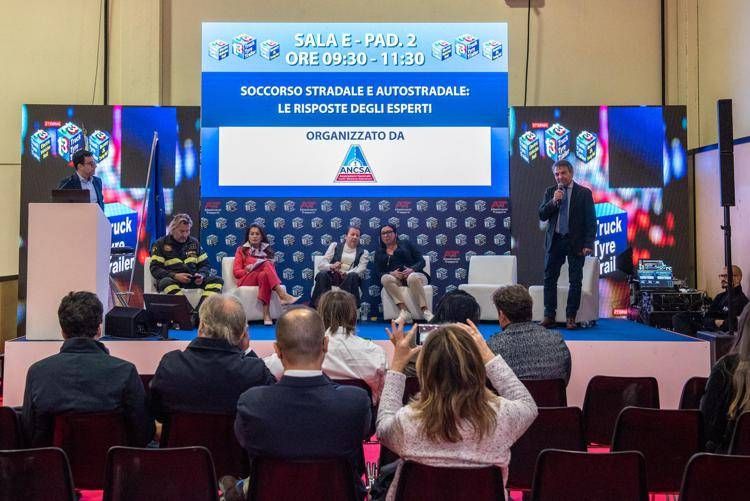 Conclusi a Piacenza T3 Expo e Agv Expo, la tre giorni di confronto sulle trasformazioni e sulle criticità del trasporto e della logistica. - (Ufficio stampa)