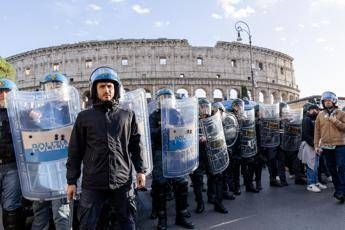 Il corteo a Roma - (Ipa)