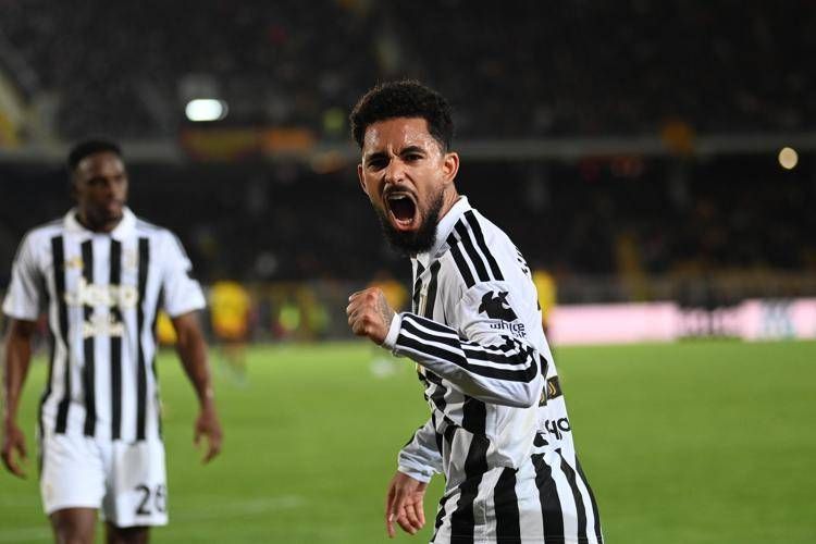 Douglas Luiz - Ipa