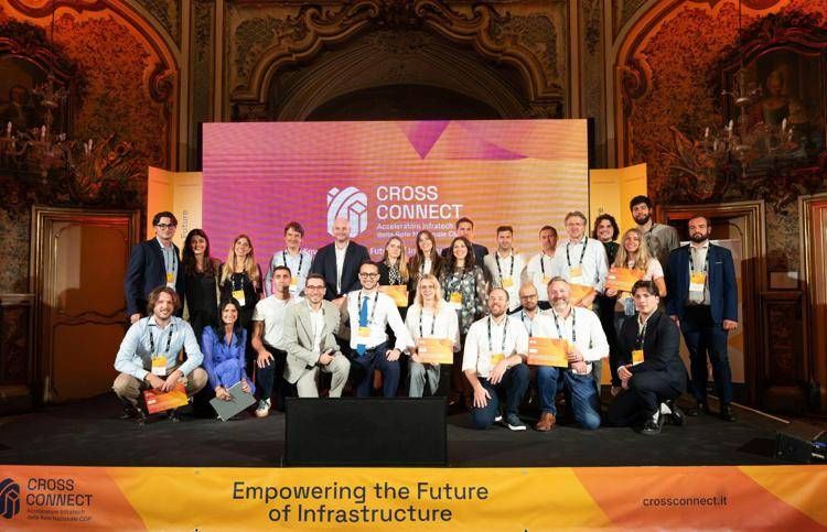 CrossConnect, otto startup IA per le infrastrutture