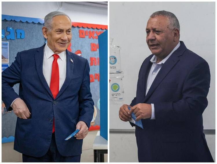 Netanyahu ed Eisenkot - (Afp)