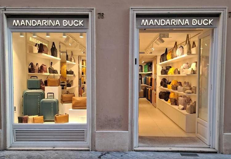 Mandarina Duck si trasferisce in via Frattina e rinnova presenza retail a Roma
