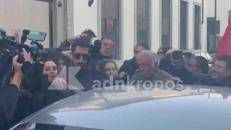 Milano, Youssef Siher esce dal carcere di San Vittore - Video