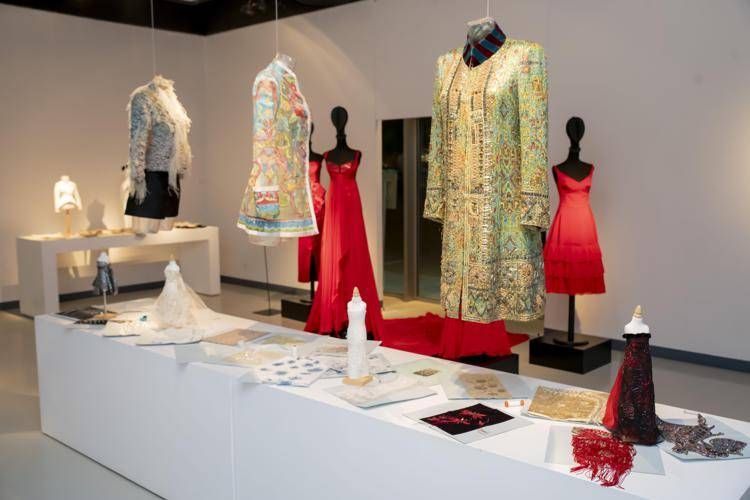 Un'immagine di 'Fashion Frames: where style becomes cinema', la mostra in programma al Moma di Tbilisi in Georgia
