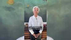 Christine Lagarde lascia la Bce, l'annuncio con due cerotti sul viso - Video