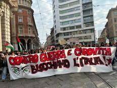 Corteo a Torino - (Adnkronos)