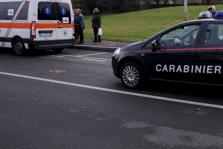 Carabinieri e personale del 118, repertorio.  - (Fotogramma/Ipa)
