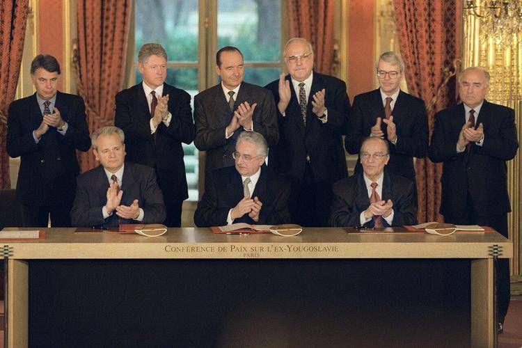 Firma a Parigi degli accordi di pace sulla Yugoslavia  - Nato