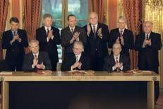 Firma a Parigi degli accordi di pace sulla Yugoslavia  - Nato