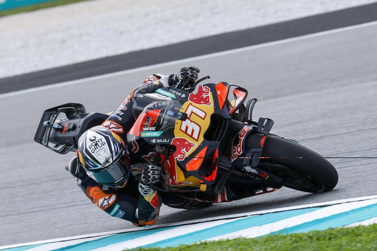 MotoGp Malesia, Acosta vince la Sprint: Marquez secondo