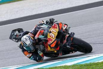 MotoGp, Acosta vince la gara sprint in Malesia: Marquez secondo allunga nel mondiale