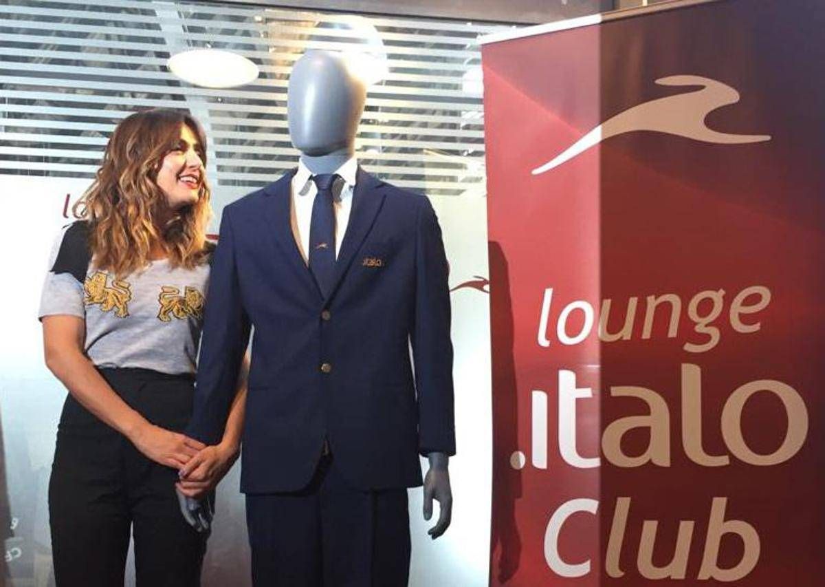 Ntv Nuovo Look Per Italo Festeggia 5 Anni Con Nuove Divise