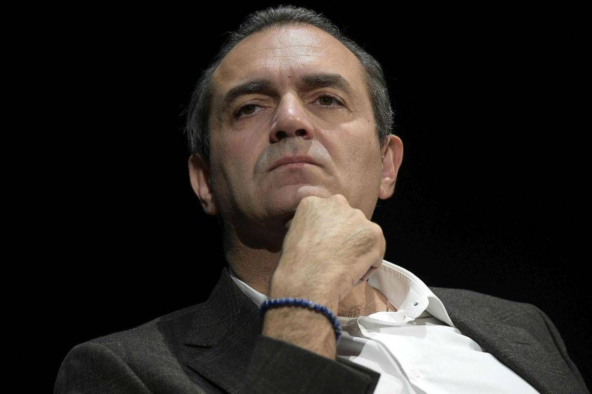 De Magistris De Luca Ha Atteggiamenti Schizofrenici