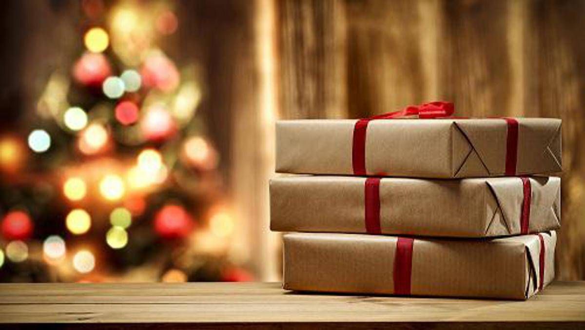 Regali Di Natale Per Genitori Anziani.Babbo Natale Esiste La Risposta Dei Dottori Anti Bufale