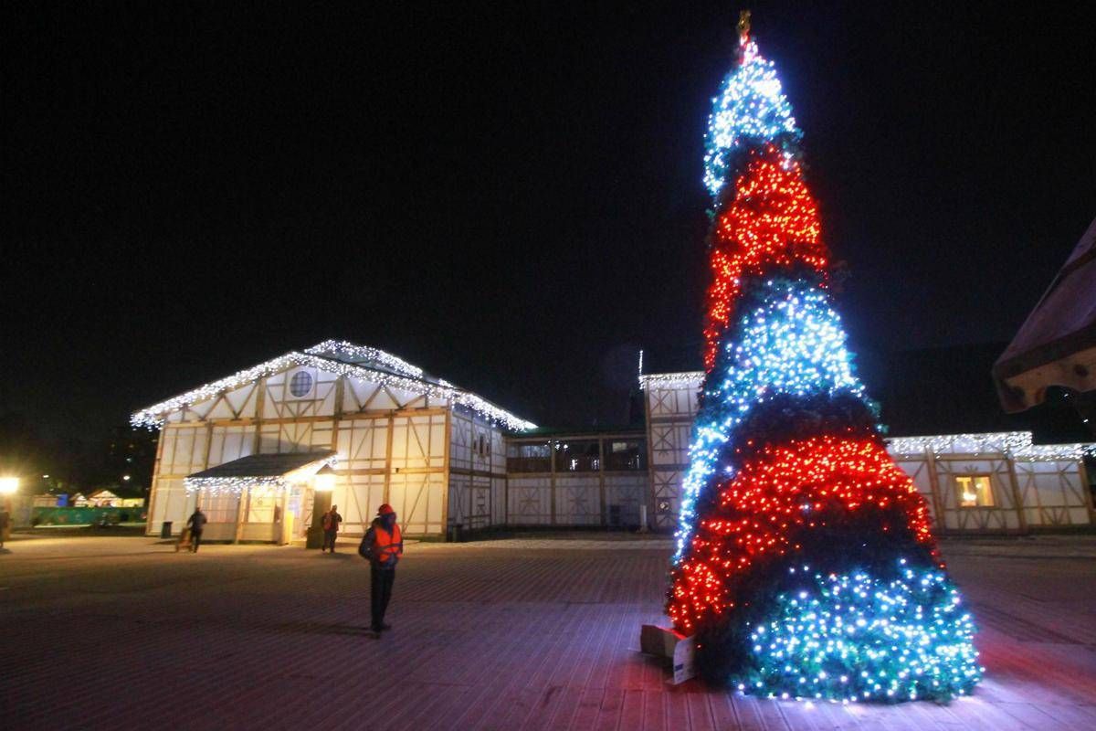 Villaggio Natale.Milano Chiude In Anticipo Villaggio Di Natale Costretti Da Critiche Social