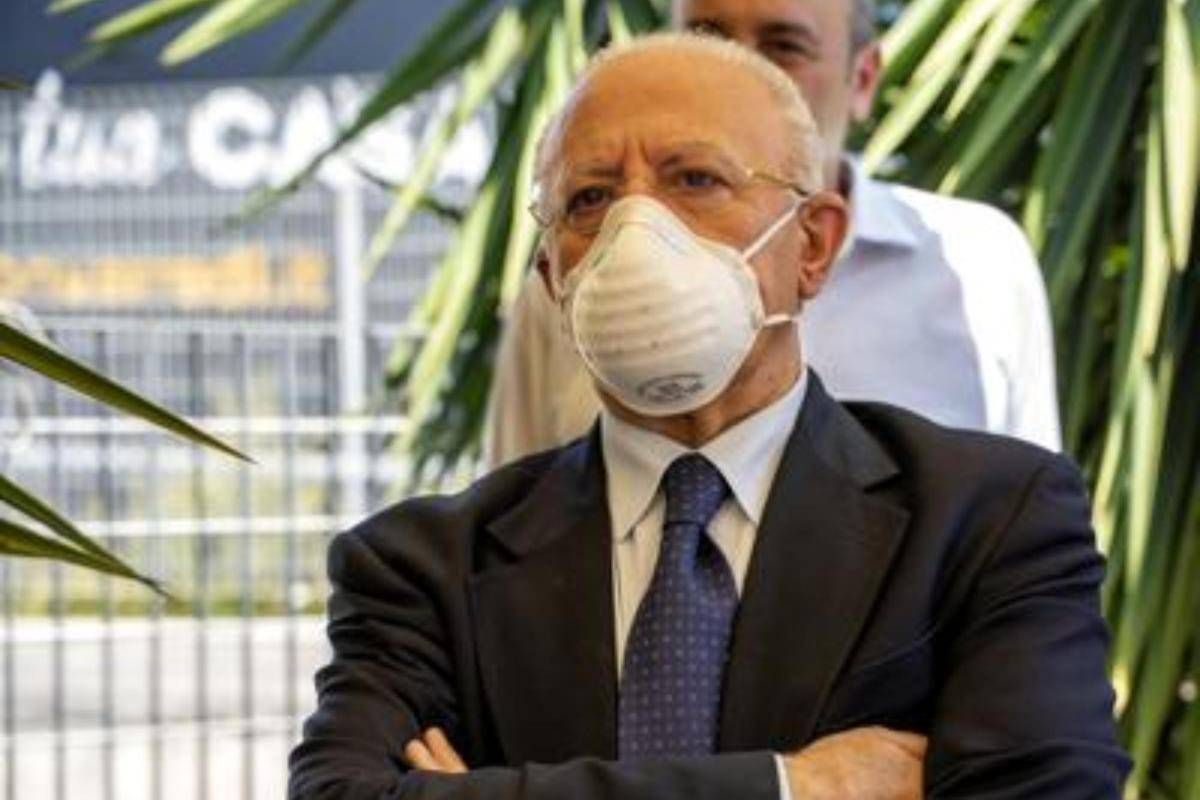 Covid Nuova Ordinanza De Luca Stretta Sulla Movida
