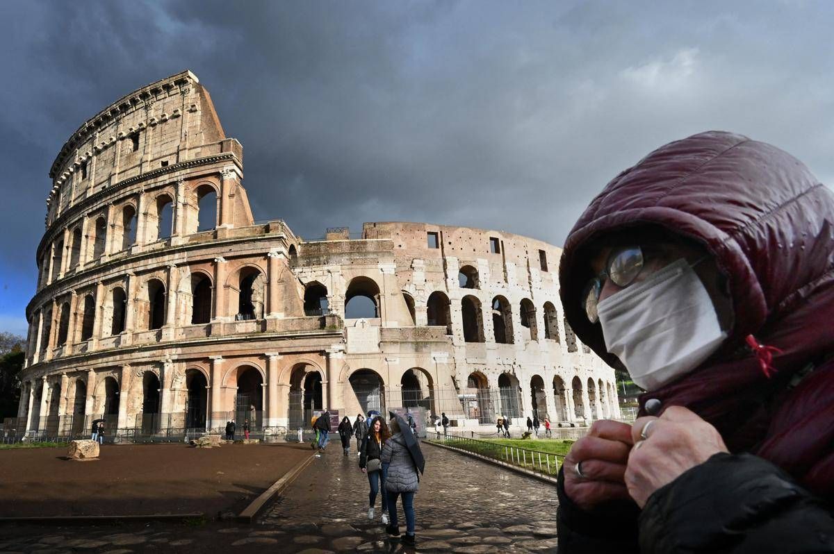 Zona Rossa Italia a Natale, attività che accompagnano DBCM