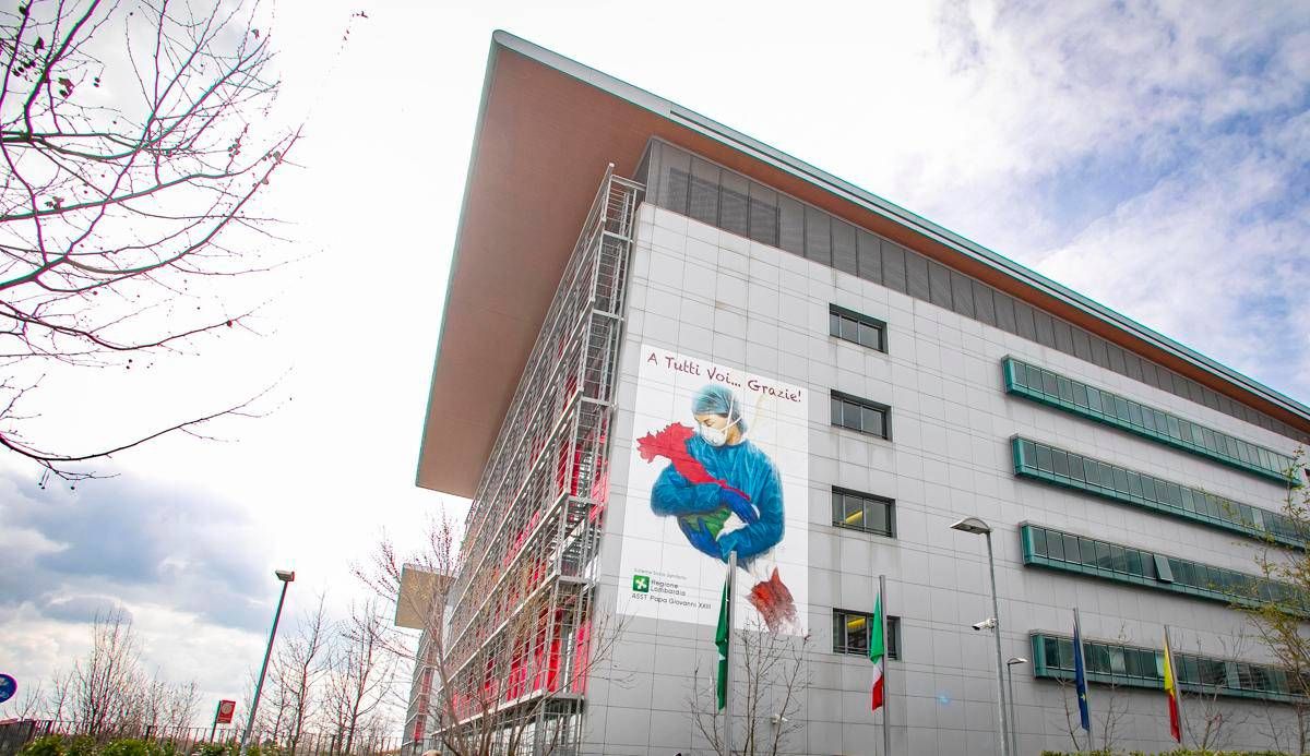 Coronavirus, il primario a Bergamo: "Situazione migliora ma futuro è ignoto"