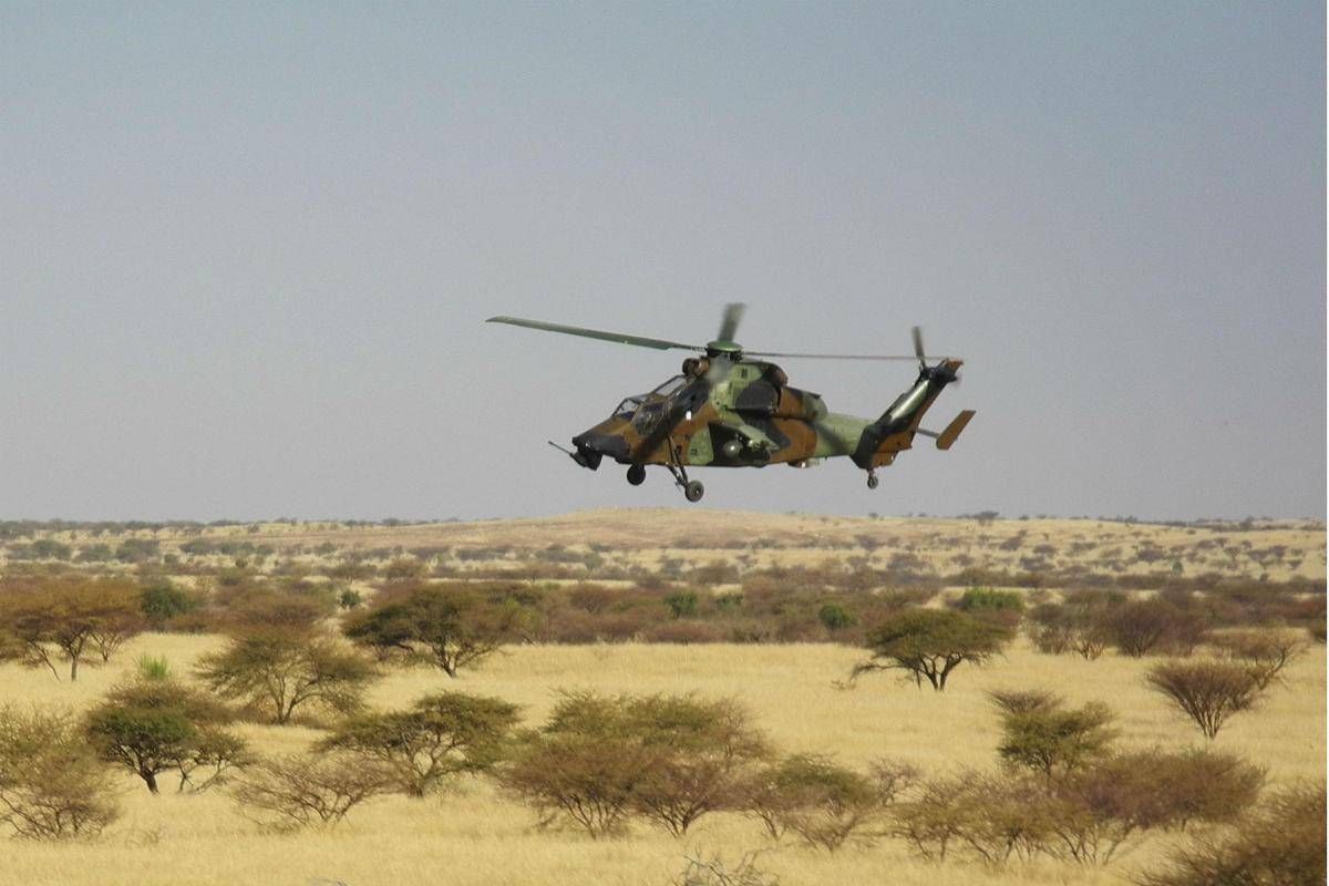 Scontro Tra Due Elicotteri In Mali Morti 13 Militari Francesi