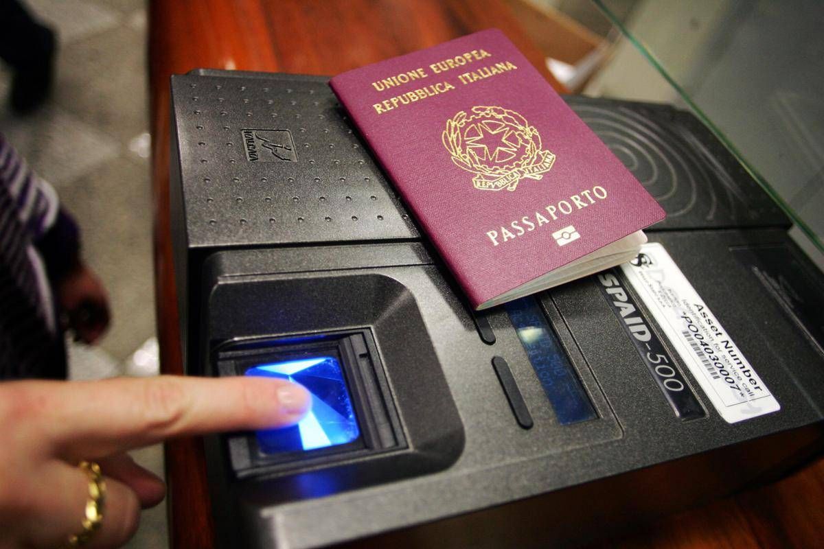 Pronti A Partire Occhio Al Passaporto Tutto Quello Che Cè