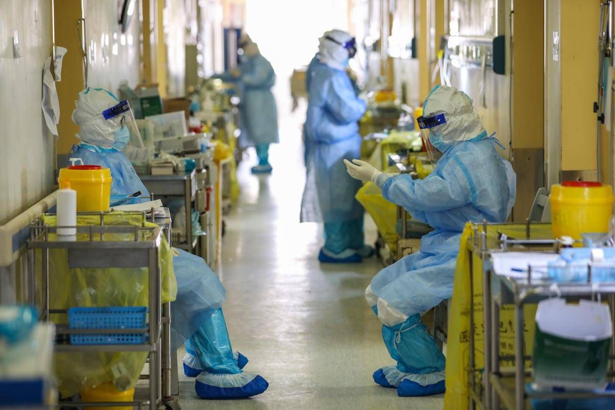 ORARIO DI LAVORO DEL PERSONALE SANITARIO AI TEMPI DEL CORONAVIRUS