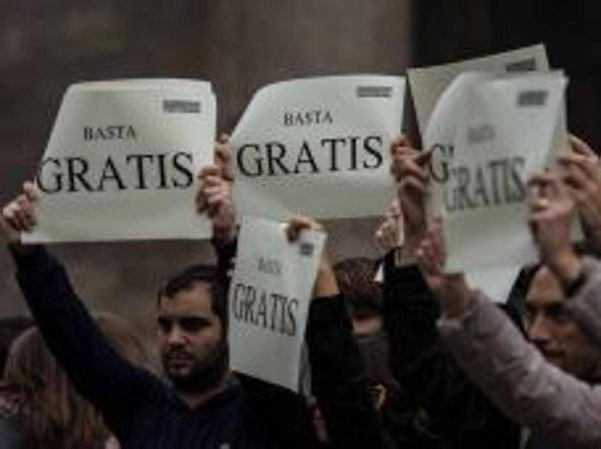 Retribuzioni Jp Media 29mila Euro Ma Tra Ad E Operai Gap Di 11 Stipendi