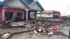 Indonesia, la distruzione dopo lo tsunami