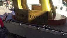 A Sanremo arriva anche il mega Tapiro d'Oro