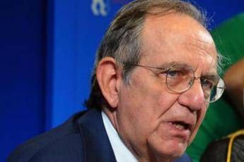 Padoan a Ue: Estendere split payment fino al 2020 Padoan a Ue: Estendere split payment fino al 2020