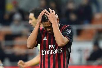 Serie A, un turno di squalifica e multa 10mila euro a Bacca Serie A, un turno di squalifica e multa 10mila euro a Bacca