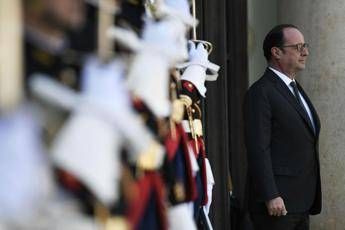 Hollande su Facebook invita a festa d'addio, ma erano hacker Hollande su Facebook invita a festa d'addio, ma erano hacker