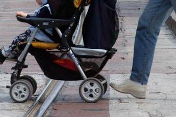 Fontana lancia il 'pacchetto famiglia' Fontana lancia il 'pacchetto famiglia'