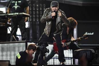 Vasco al lavoro, via alle prove per il concerto dei record Vasco al lavoro, via alle prove per il concerto dei record