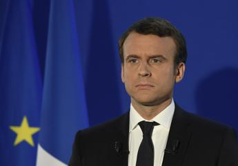 Covid, 7mila nuovi casi in Francia. Macron: Possibile altro lockdown