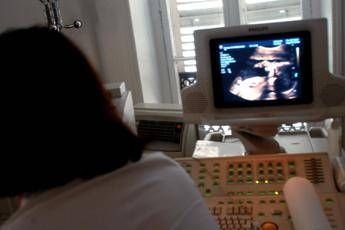 Caso Torino, ginecologo: Possibile 'ciclo' anche in gravidanza Caso Torino, ginecologo: Possibile 'ciclo' anche in gravidanza