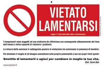 'Vietato lamentarsi', il cartello sulla porta di Papa Francesco