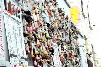 Picchiate, accoltellate, soffocate: 5 donne massacrate in 24 ore Picchiate, accoltellate, soffocate: 5 donne massacrate in 24 ore