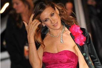 Le scarpe di Sarah Jessica Parker sbarcano su Amazon Le scarpe di Sarah Jessica Parker sbarcano su Amazon