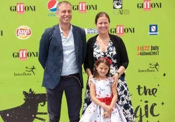 A Giffoni l'anteprima di 'Sirene' con la piccola Rosy Franzese A Giffoni l'anteprima di 'Sirene' con la piccola Rosy Franzese