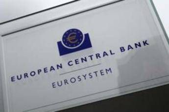 Banche, solo un cda a norma per Bce: non in regola figli Bollorè e Berlusconi Banche, solo un cda a norma per Bce: non in regola figli Bollorè e Berlusconi