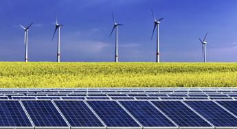 Rinnovabili, Elettricità Futura: Situazione grave, intervenire per favorire transizione