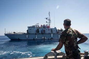 Libia, Guardia Costiera Bengasi blocca nave cargo italiana Libia, Guardia Costiera Bengasi blocca nave cargo italiana