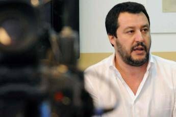 Salvini: Ennesimo fascicolo per sequestro di persona Salvini: Ennesimo fascicolo per sequestro di persona