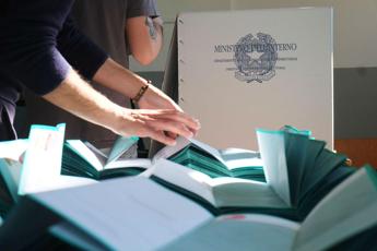 Elezioni, l'economista: Con voto online risparmio 400-600 mln