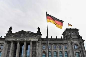 Coronavirus, Bundestag approva pacchetto da 156 miliardi Coronavirus, Bundestag approva pacchetto da 156 miliardi