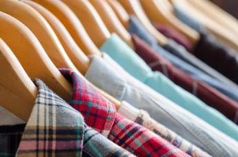 Riciclo e riuso, la moda strizza l’occhio all’economia circolare Riciclo e riuso, la moda strizza l’occhio all’economia circolare