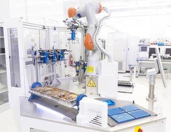 Ecco Cratos, il nuovo robot di Thales Alenia Space Ecco Cratos, il nuovo robot di Thales Alenia Space