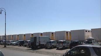 Ostia Raggi Giù Lungomuro E 50 Spiaggia Libera