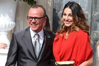 Anna Tatangelo e la frecciatina a Gigi D'Alessio Anna Tatangelo e la frecciatina a Gigi D'Alessio