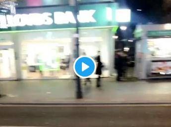 'Scappate!', terrore nel cuore di Londra 'Scappate!', terrore nel cuore di Londra